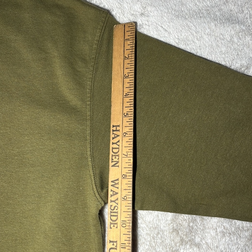 Divided H&M Sweater - Picture 6 of 6